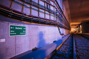 Evakuierungsinformation im U55 Tunnel