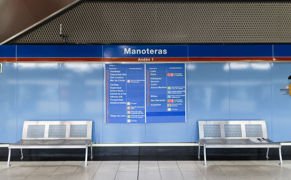 Metro de Madrid, Línea 4, Manoteras